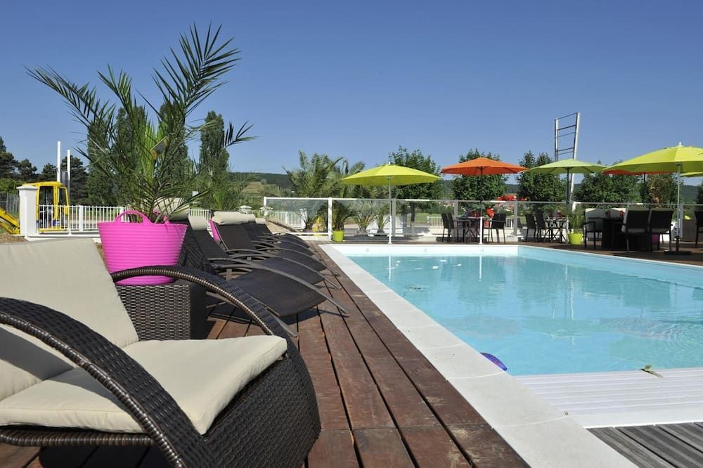 Brit Hotel Hermes - דיז'ון - בריכה