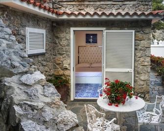 Lhp Suite Superior Cottage Capri - Capri - Patio