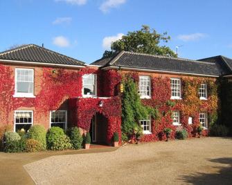 Beechwood Hotel - North Walsham - Building