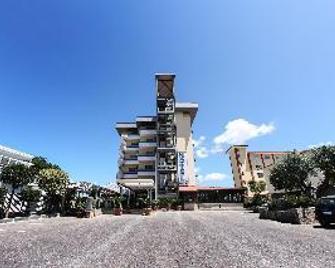 Hotel Max - Aversa
