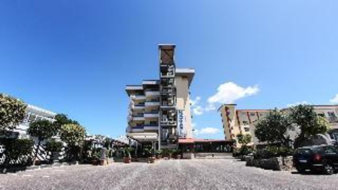 Hotel Max