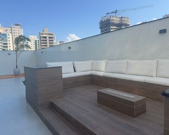 Manhattan Flats - Itapema - Balkon