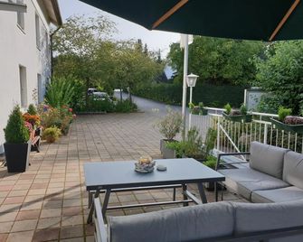 Altmühlberg Hotel & Restaurant - Beilngries - Innenhof