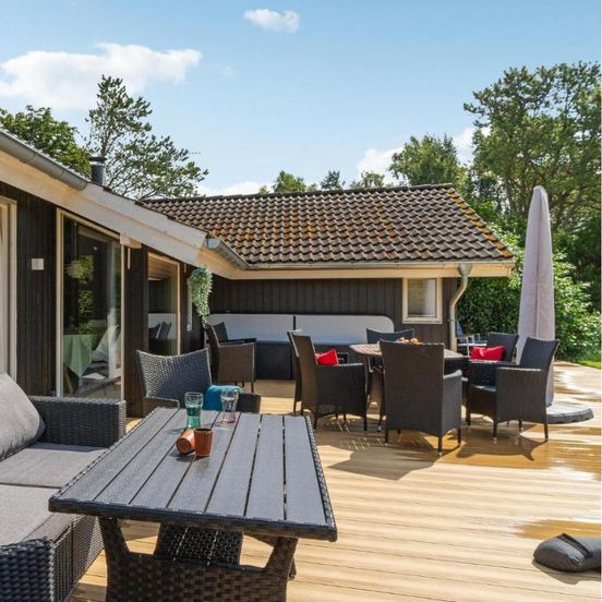 Pet Friendly Home in Dronningmoelle – Fredensborg