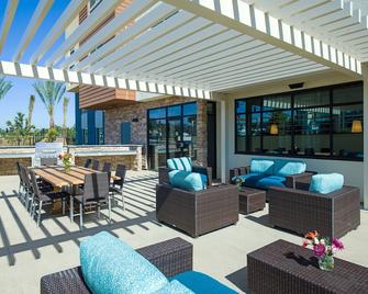 Fairfield Inn & Suites by Marriott San Diego North/San Marcos - San Marcos - Патіо