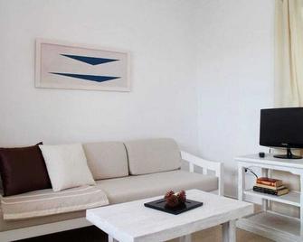 Es Daus - Formentera Break - Ес-Пуйоль