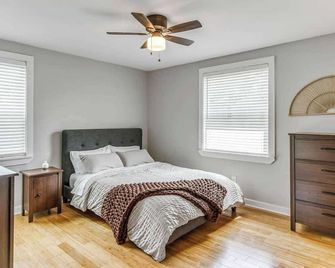 Nashville Home in Music City - Fence & Fire Pit - Nashville - Makuuhuone