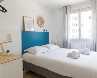 Dify Apartment 1br/4p - City/Charpennes - Villeurbanne - Chambre