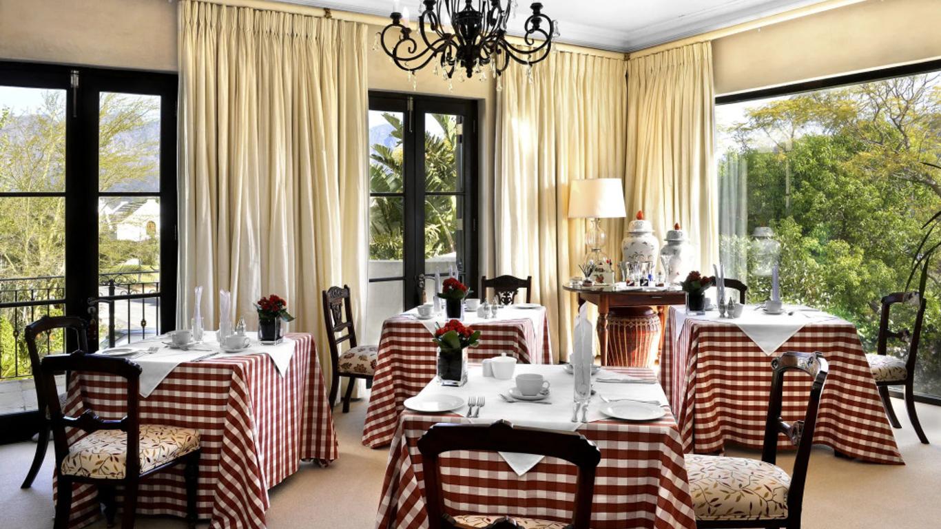 21 Roux Street Guesthouse