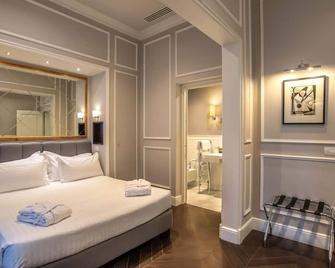 Florence Luxury Guest House - Florence - Bedroom