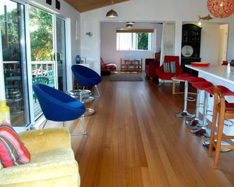 Onetangi Haven - Onetangi Holiday Home - Onetangi