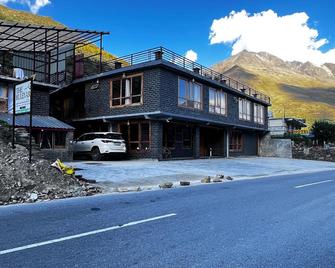The Bulevar- Kunsil - Keylong - Building