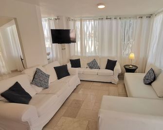 Punta Cana Beachfront - Punta Cana Ocean View Paradise - Punta Cana - Living room