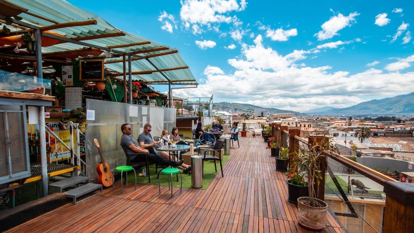 سيكريت جاردن - هوستل