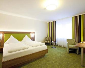 Hotel Hirsch - Leonberg - Camera da letto