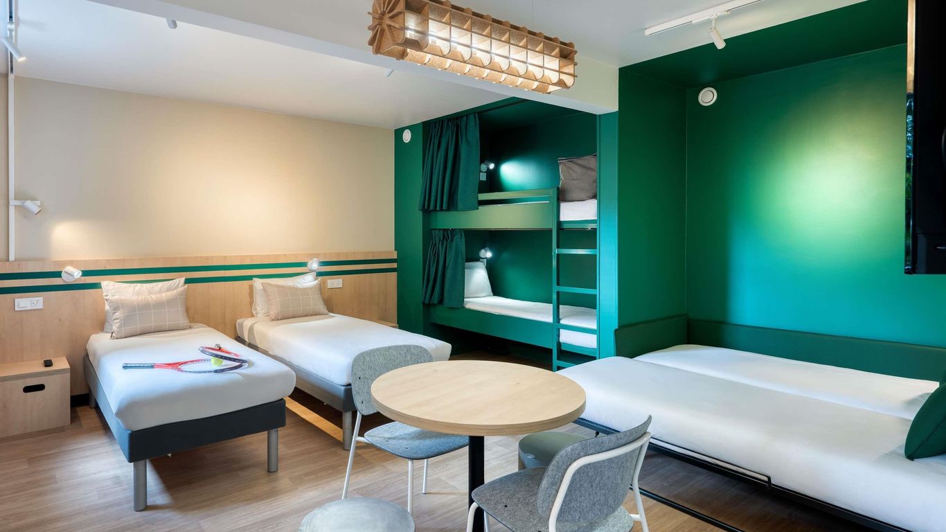 ibis Orly Chevilly Tram 7