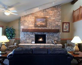 AmericInn by Wyndham Cedar Rapids Airport - סידר ראפידס - סלון