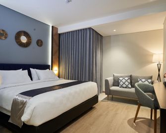 Cordela Suite Tasikmalaya - Tasikmalaya - Bedroom