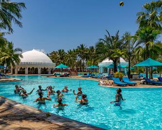 Southern Palms Beach Resort - Ukunda - Басейн