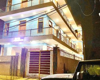 The Horizon Inn - Greater Noida - Building