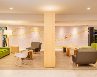 Fiesta Inn Express Perinorte - Izcalli - Lounge