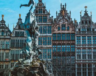 Leonardo Hotel Antwerpen - Antwerp - Building