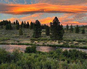 Crystal Charm Amazing 3 Bdr Condo Close To Beaches Casinos & Skiing - Crystal Bay