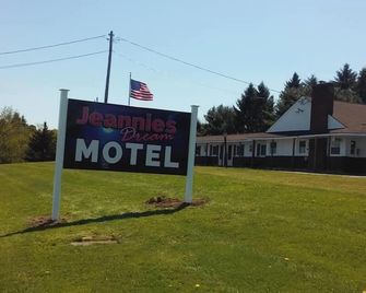 Jeannies Dream Motel - West Winfield - Bâtiment