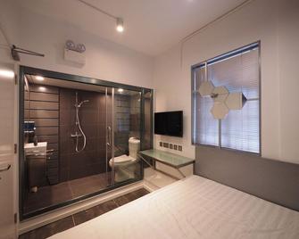 Panda's Hostel - Comics - Hong Kong - Bedroom
