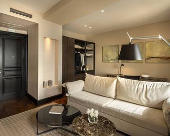 Valamar Riviera Hotel & Residence - פורץ' - סלון