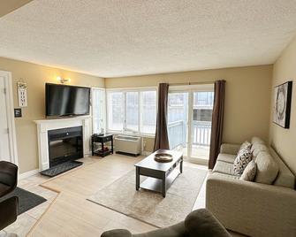 Blue Mtn 1 Bedroom with Mountain View - The Blue Mountains - Phòng khách