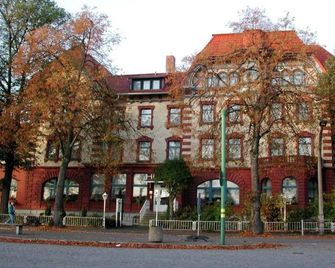 Hotel Krone - Arnstadt - Budova