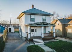 The Craftsman House - 3 Min to DT & Falls Park, 10 min to Airport - Sioux Falls - Gebäude