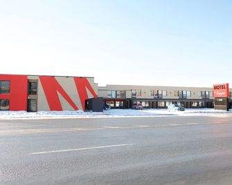 Hôtel Motel Le Voyageur - Saint-Georges - Будівля