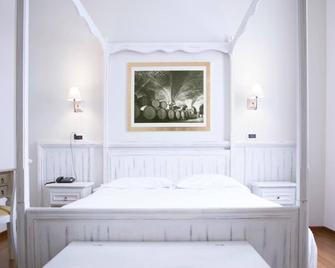 Hotel Sebino - Sarnico - Yatak Odası