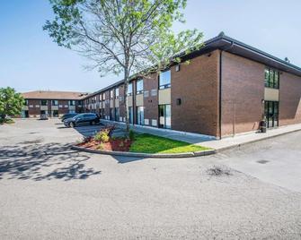 Comfort Inn Rimouski - Rimouski - Κτίριο