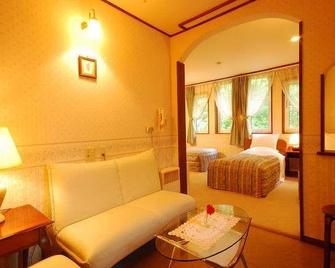 Auberge Bistrot Figaro - Chino - Habitación