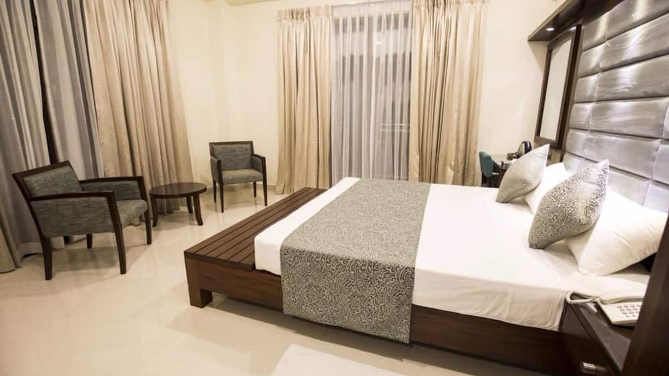 Grand 7 Hotel Kesbewa