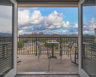 Mvc - Unit 3403 - Pigeon Forge - Balcon