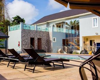 Magville Hotel - Alimosho - Piscina