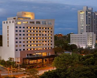 Sheraton Asuncion Hotel - Asunción - Edificio