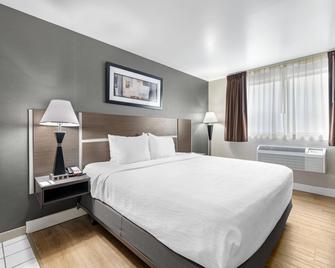 Quality Inn - Niagara Falls Blvd - Niagara Falls - Bedroom