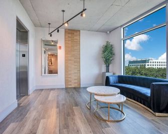 Beautiful Downtown Condo 1 Bed 1 Bath - Orlando
