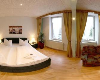 Hotel Adler Leipzig - Leipzig - Bedroom