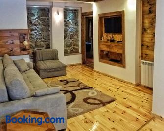 Apartments Tango - Kolasin - Wohnzimmer