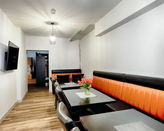 Hostel Westlight - Hamburg - Dining room