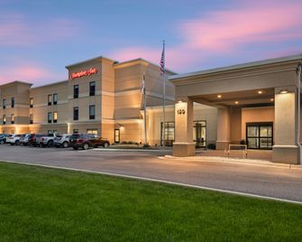 Hampton Inn Fairmont - Fairmont - Edificio