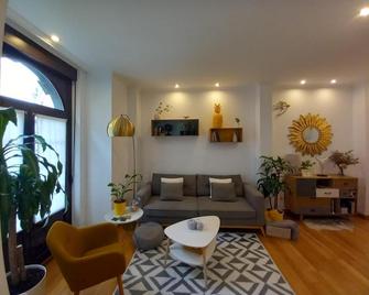 Menval16 - Gijón - Sala de estar