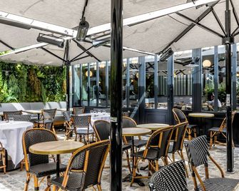 Hotel Restaurant Au Boeuf Couronne - Paris - Restaurant