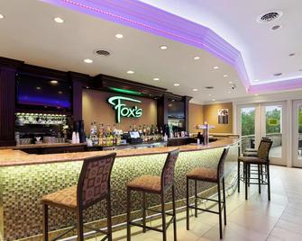 Antioch Hotel & Suites - Antioch - Bar